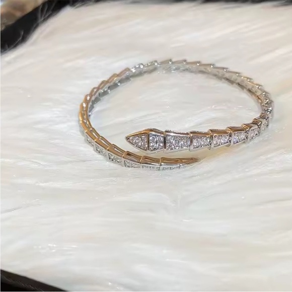 Serpentine serpent snake zircon Silver Women's Bracelet - Picture 4 of 9